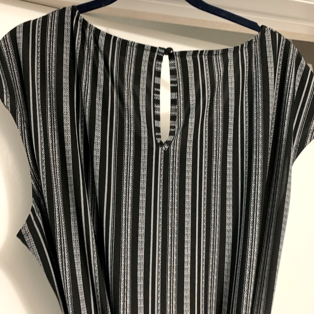 Tacera Jumpsuit - Picture 2 of 4